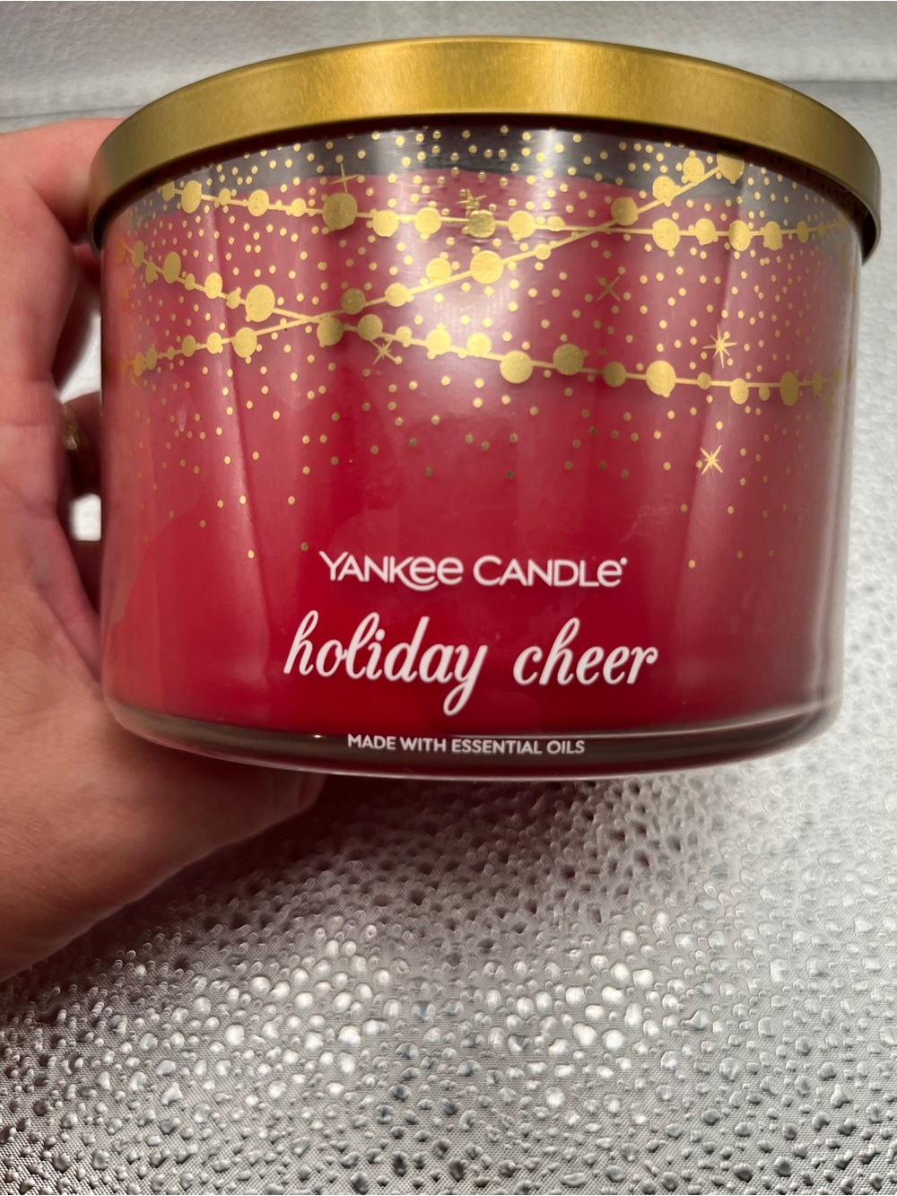 Yankee Candle Holiday Cheer Decorative Jar Candle - Red & Gold Accents